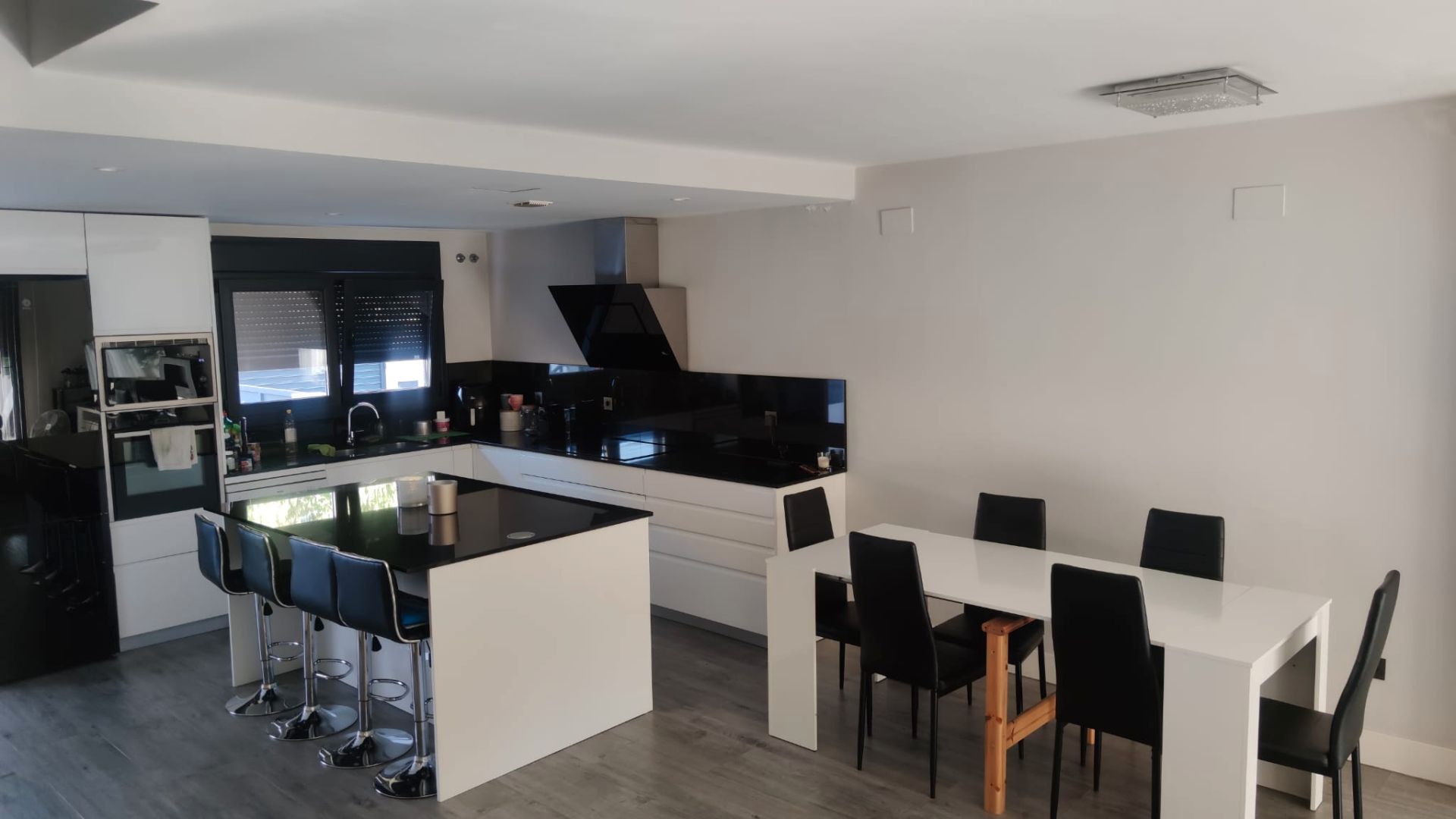 Kitchen of Single-family semi-detached for sale in Parla  with Heating, Private garden and Storage room