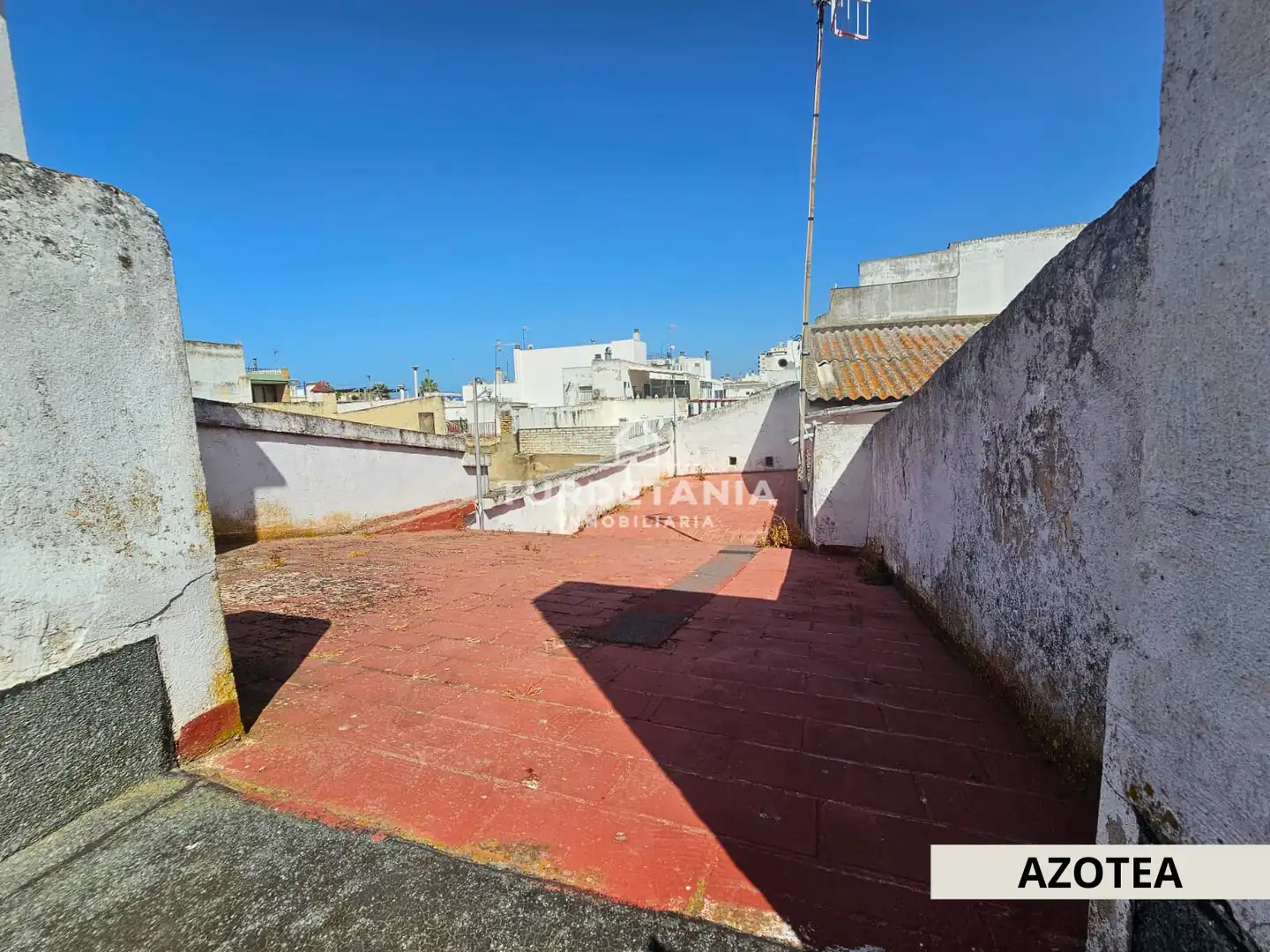 Exterior view of Houses for sale in Sanlúcar de Barrameda  with Terrace and Balcony