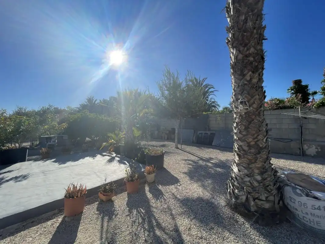 Garden of Country homes for sale in Elche / Elx  with Air Conditioner, Heating and Private garden