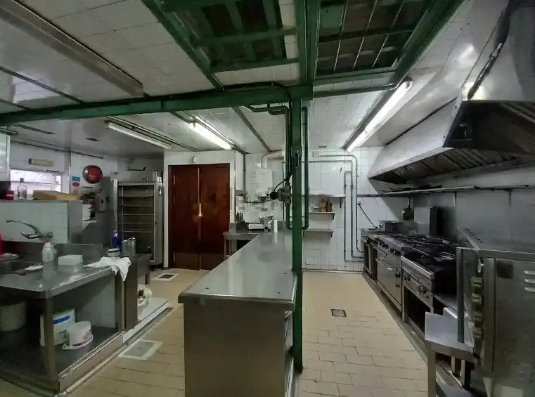 Business premises for transfer in Carrer de Rogent 47, imagen 21