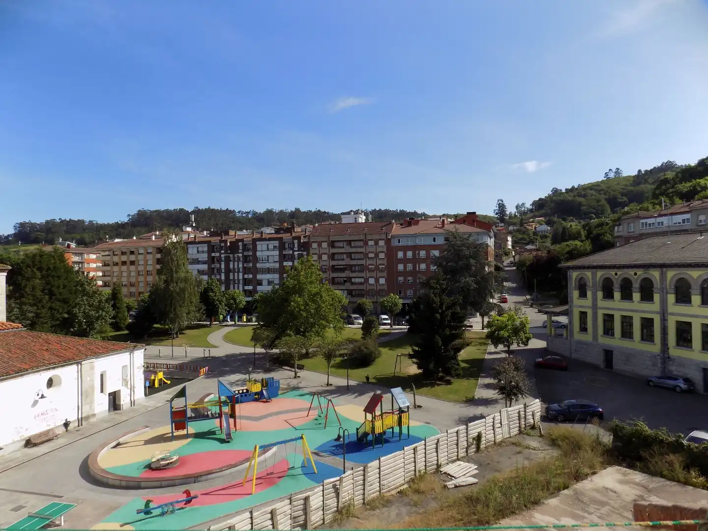 Vista exterior de Piso en venta en Pravia