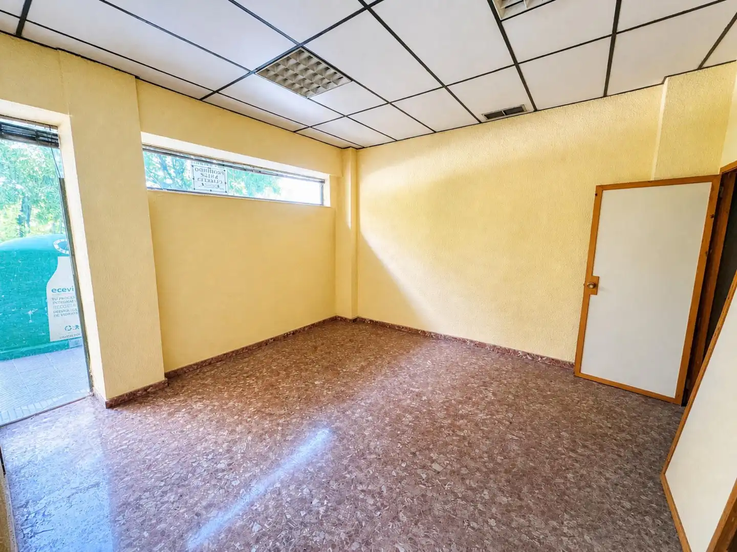Local en venta en Jaén