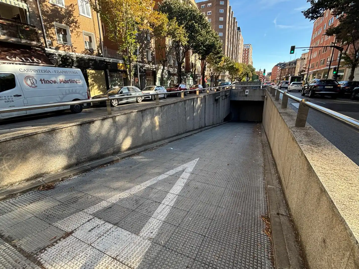 Einzelparkplatz mit Aufzug zum Verkauf in Avenida del Cid Campeador, imagen 10