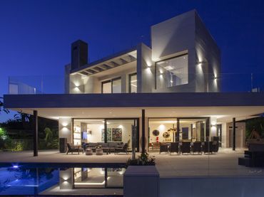 Casa con piscina en venta en Marbella Centro