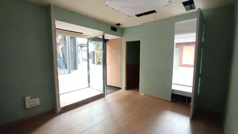 Local comercial en alquiler en Casco Urbano, imagen 6