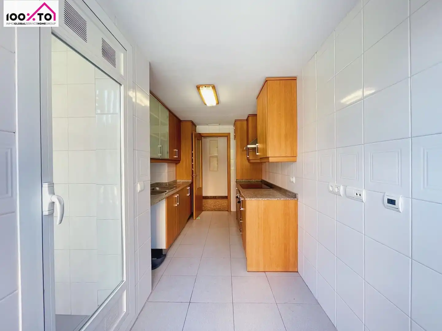 Cocina de Piso en venta en Paterna con Trastero y Balcón