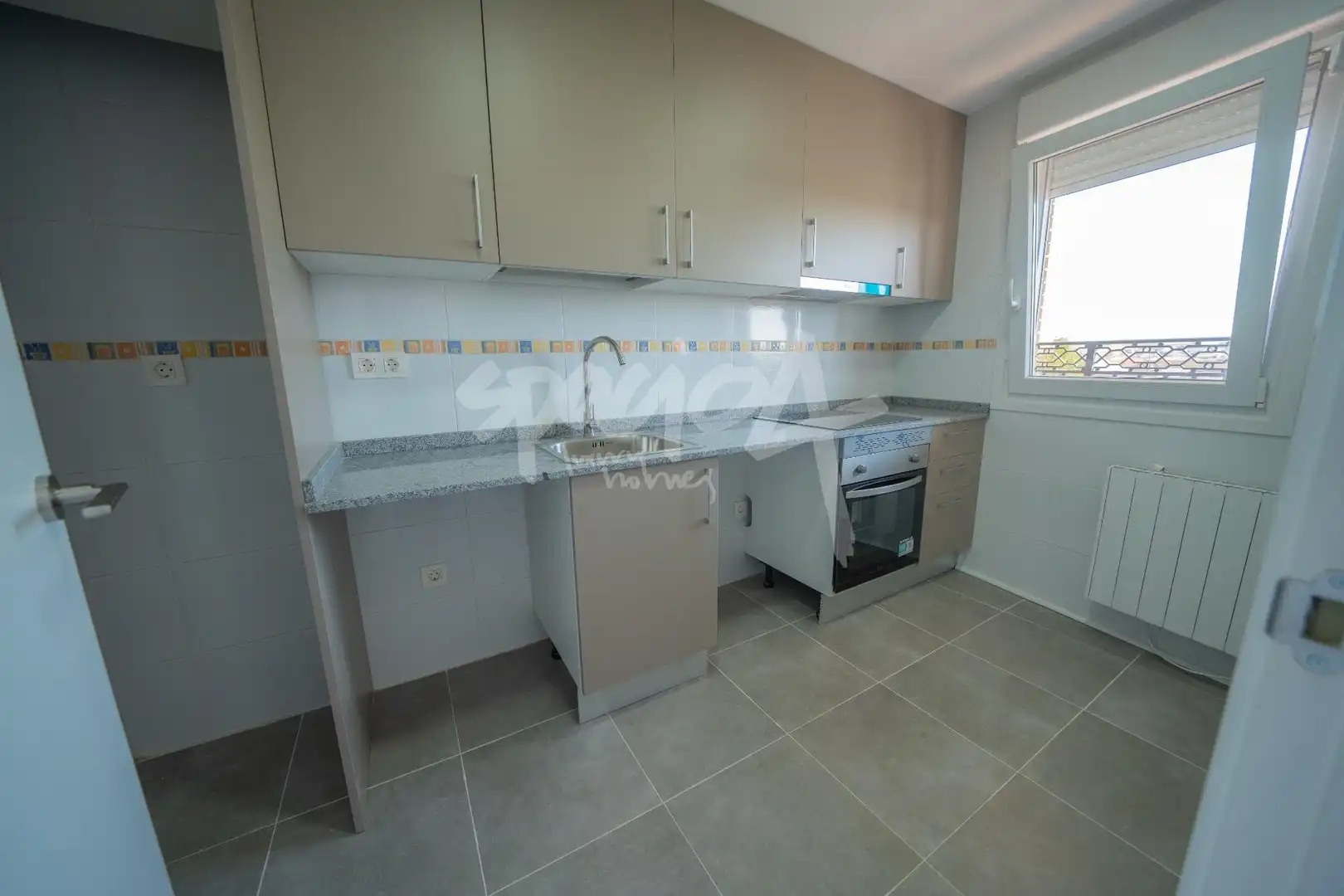 Kitchen of Flat for sale in Méntrida  with Heating, Parquet flooring and Storage room