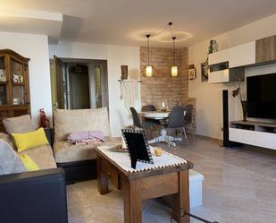 Sala d'estar de Dúplex en venda en Manilva amb Aire condicionat i Balcó