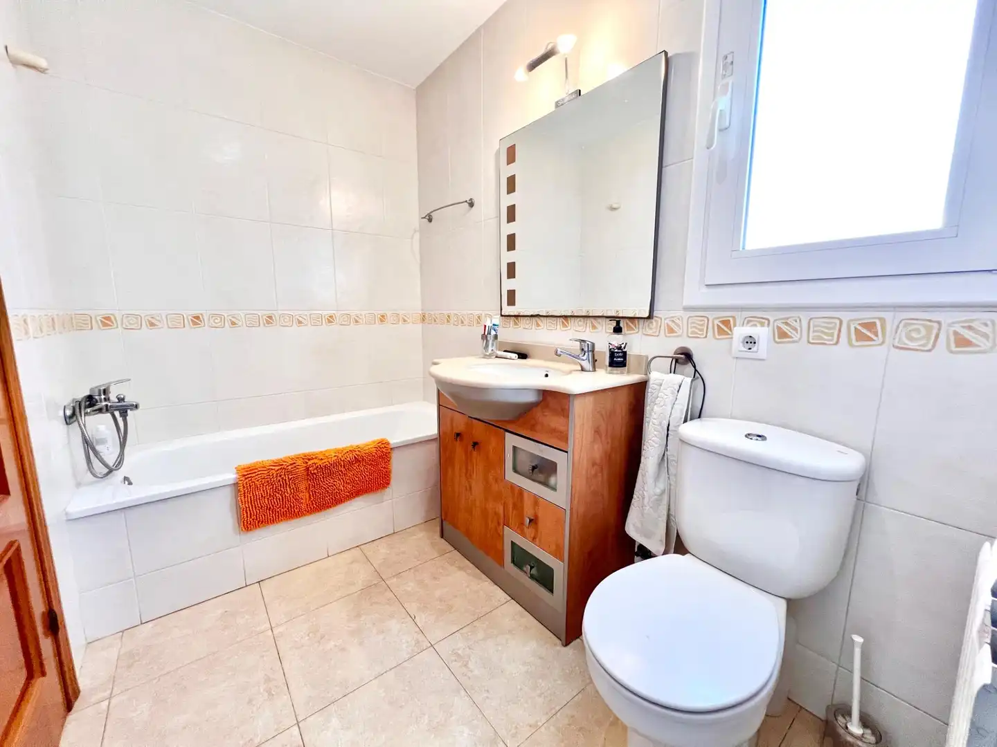 Baño de Casa o chalet en venta en Calafell con Aire acondicionado, Calefacción y Jardín privado