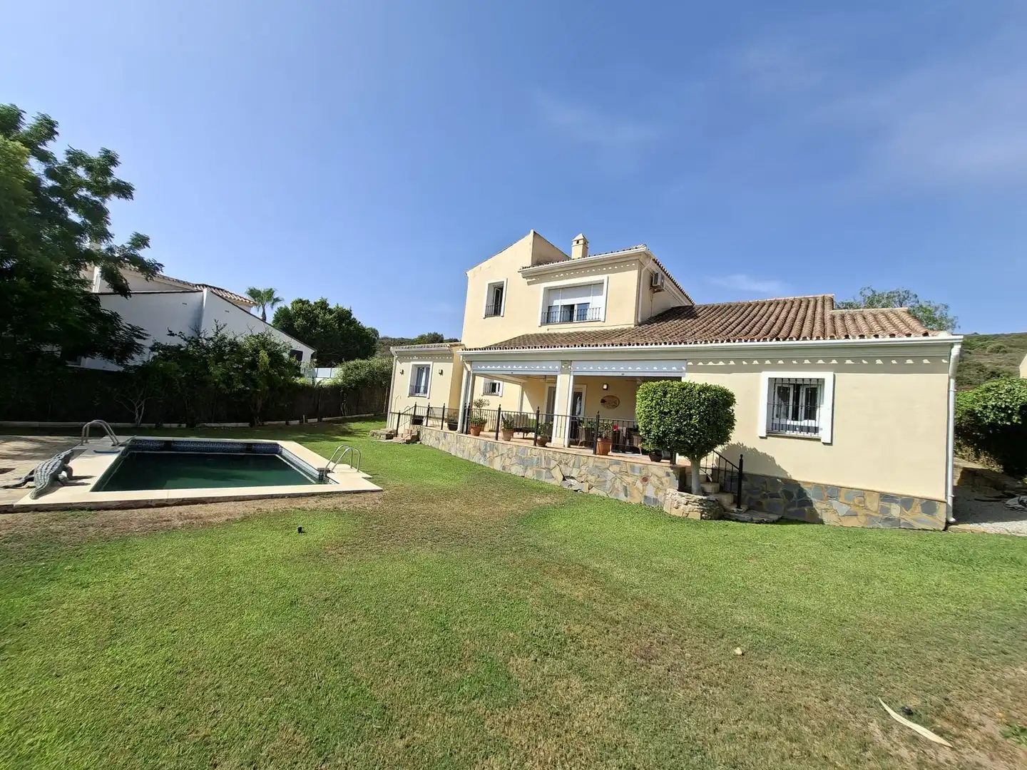 Chalet con piscina en venta en Puerto de la Duquesa, imagen 42