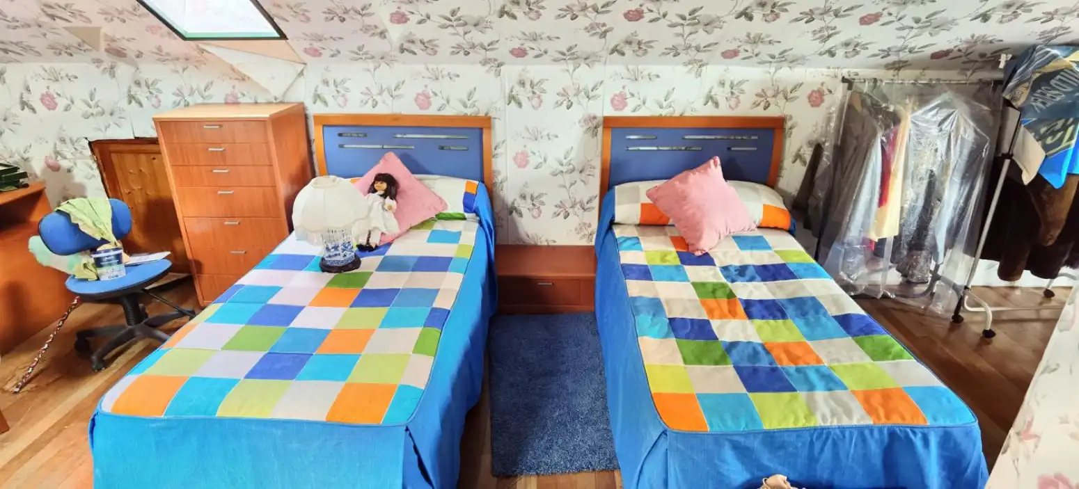 Schlafzimmer von Haus oder Chalet zum Verkauf in Gijón 