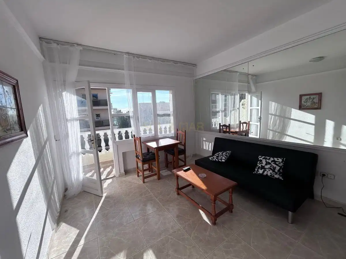 Vivienda con piscina en venta en Los Nidos, imagen 5