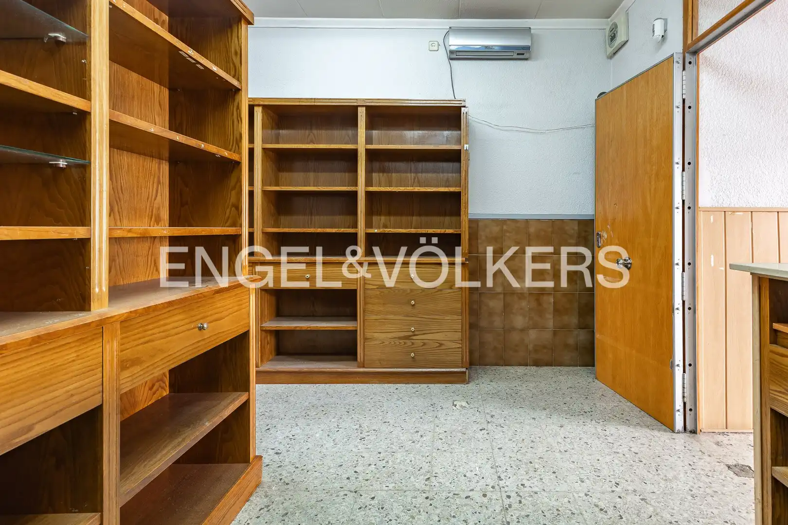 Detached homes for sale in Ripollet  with Air Conditioner, Heating and Private garden