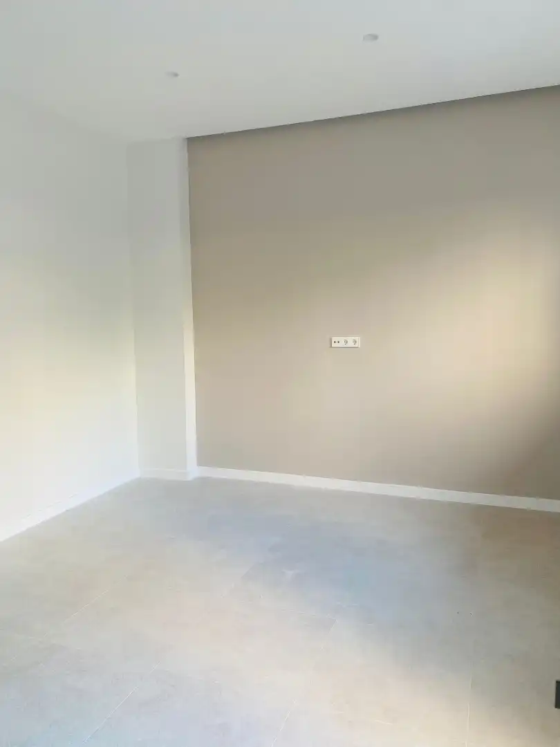 Flat for sale in Paterna  with Air Conditioner, Heating and Oven