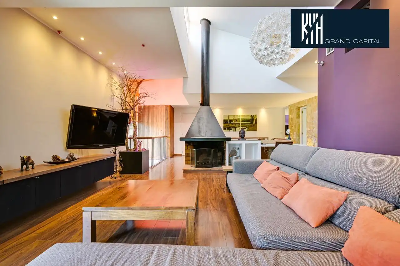 Detached house with pool for sale in Carrer Carrer Alexandria, imagen 31