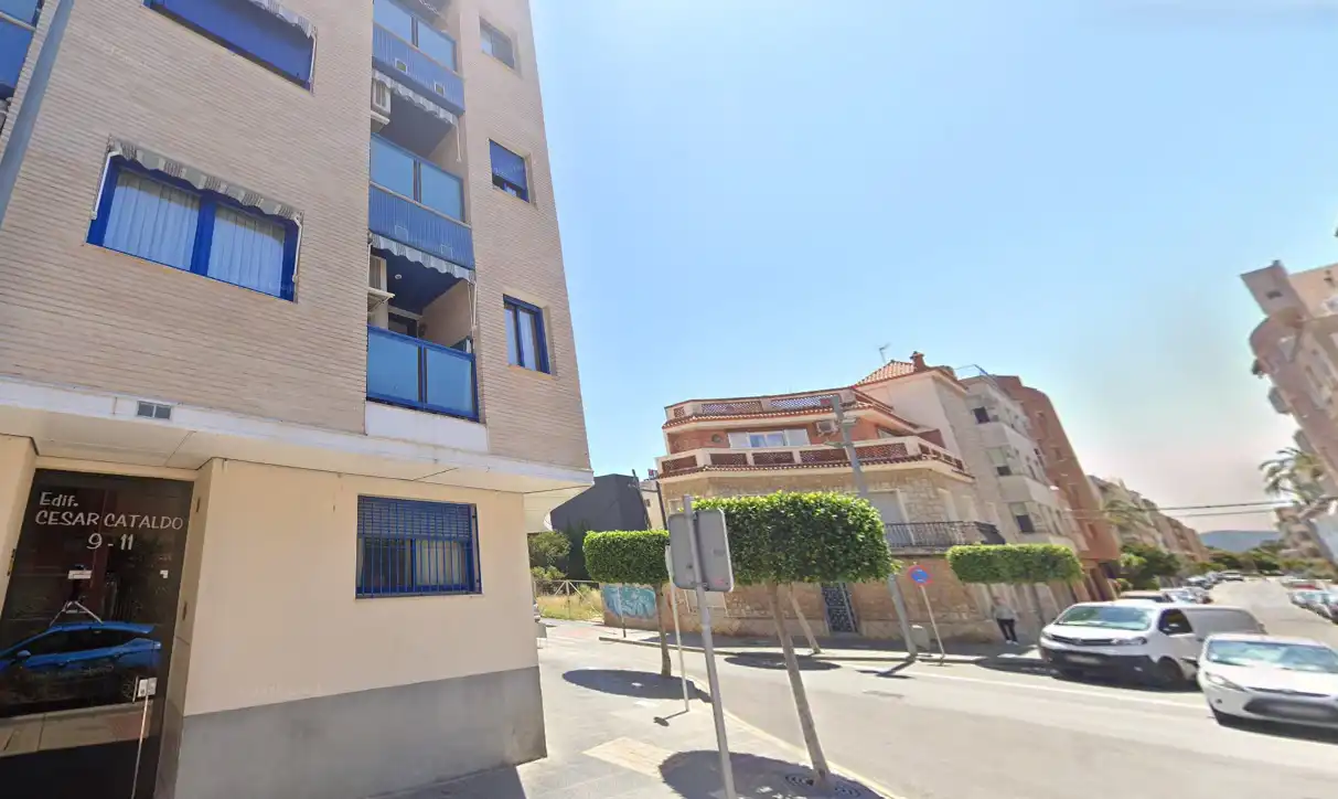 Individual en venta en Calle Valencia, imagen 3
