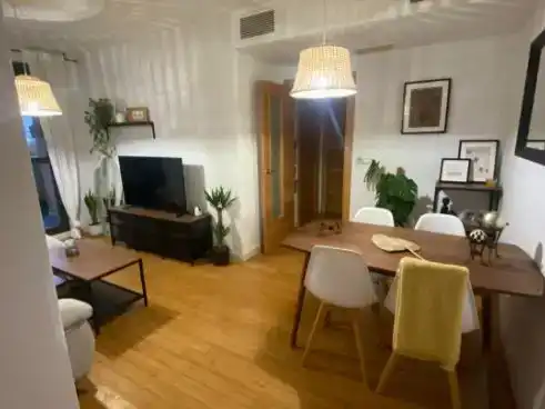 Sala d'estar de Pis de lloguer en  Granada Capital amb Aire condicionat, Piscina i Balcó