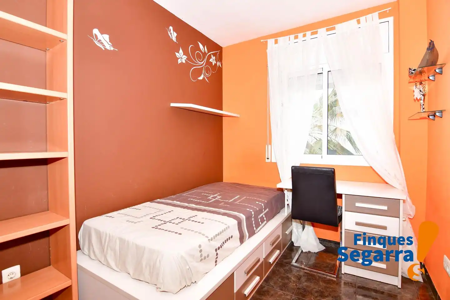 Bedroom of Flat for sale in El Vendrell  with Air Conditioner, Terrace and Community pool