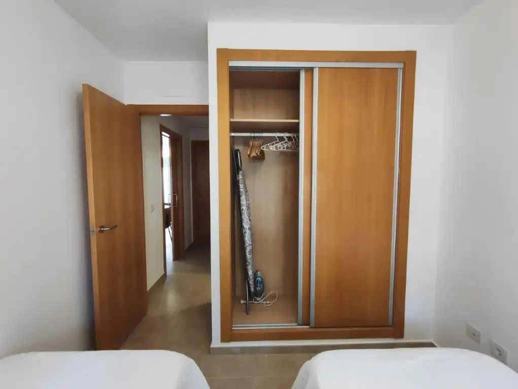 Dormitori de Apartament en venda en Dénia amb Aire condicionat, Terrassa i Piscina comunitària