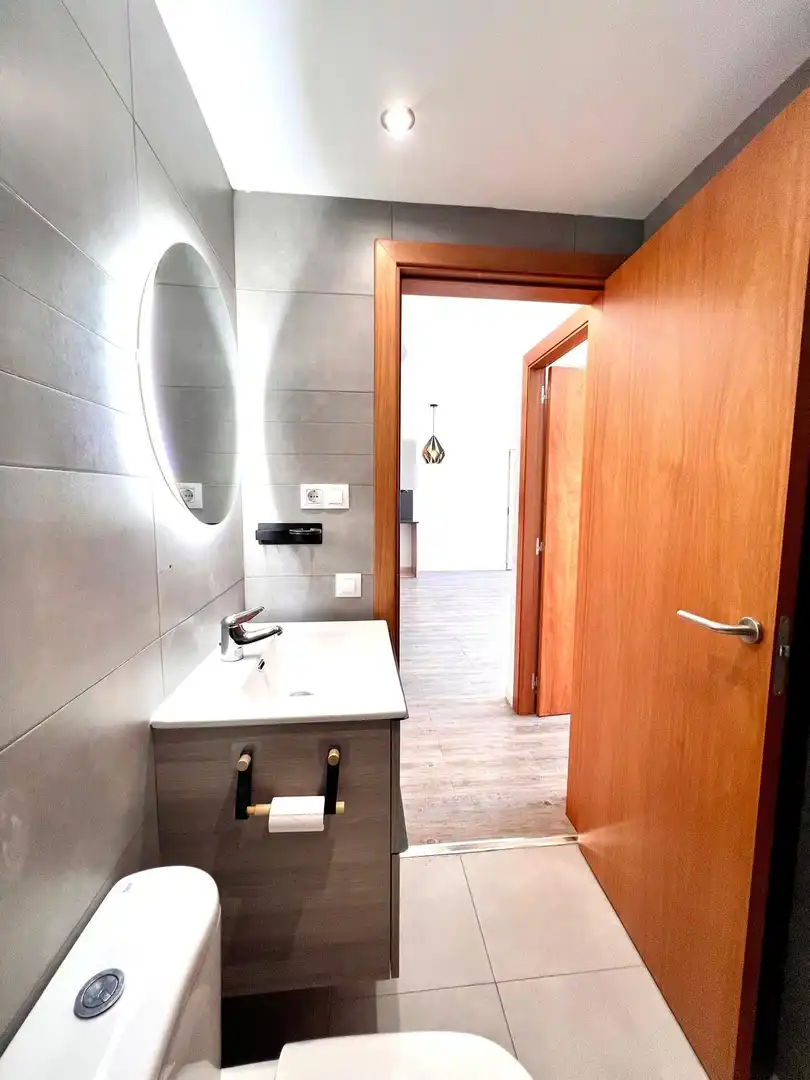 Bathroom of Duplexes for sale in Santa Bàrbara