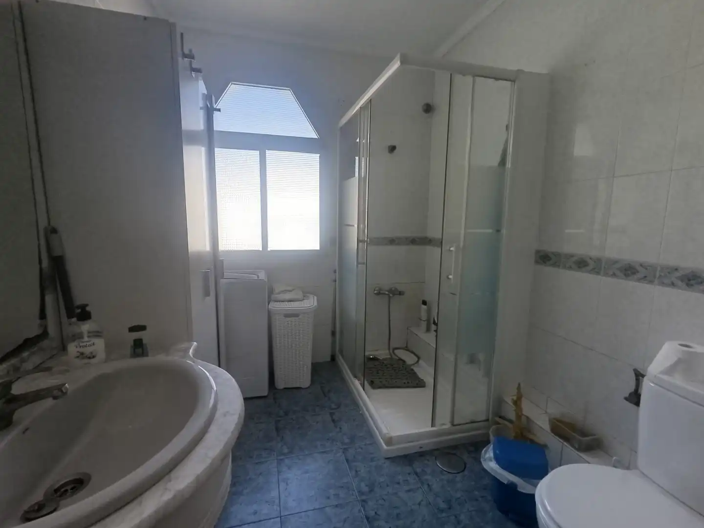 Baño de Piso en venta en Málaga con Terraza y Trastero