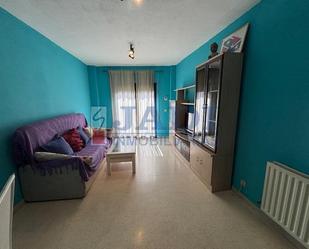 Dormitori de Apartament en venda en Valdepeñas amb Calefacció i Moblat