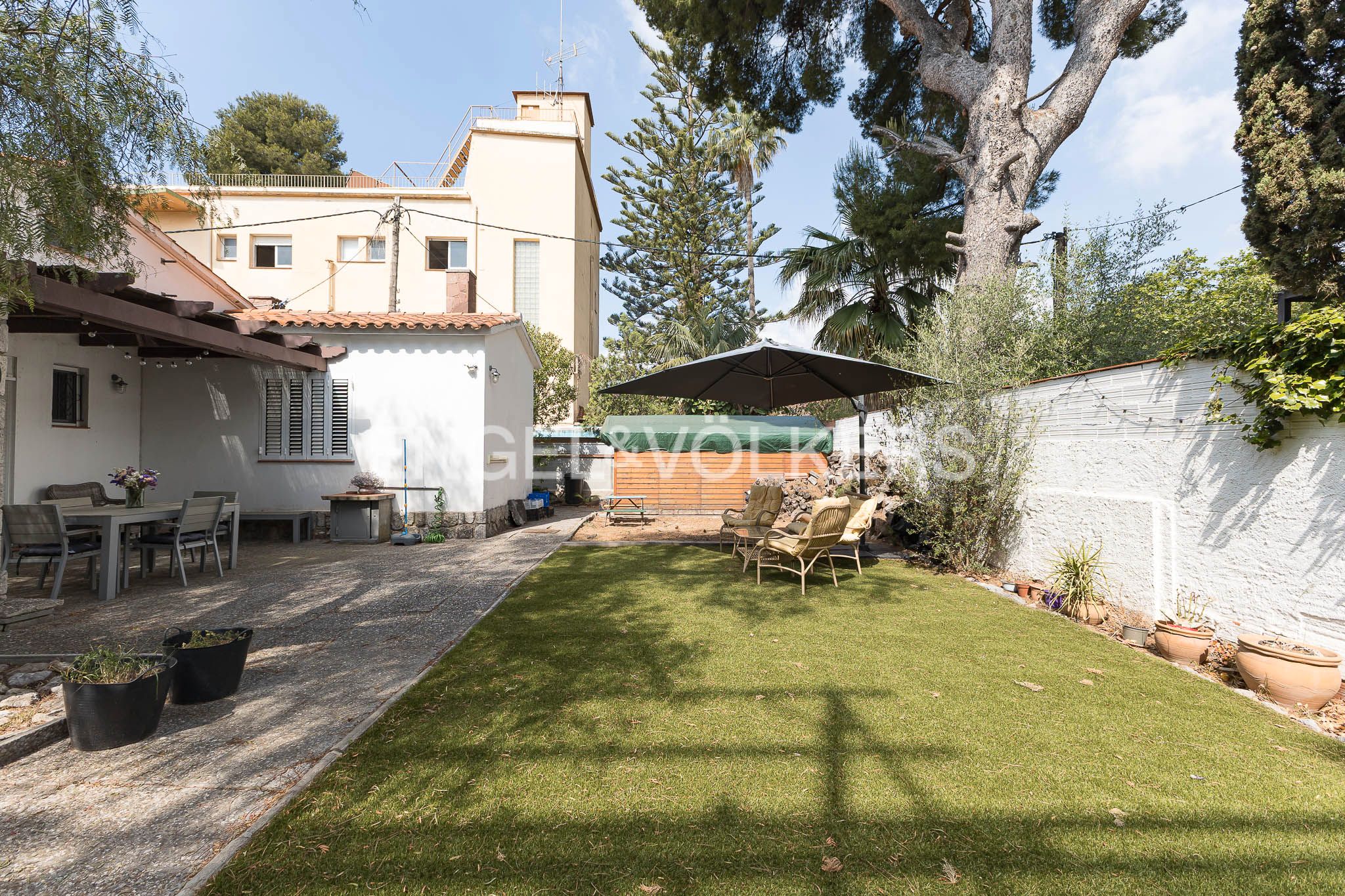 Garden of House or chalet for sale in Castelldefels  with Air Conditioner, Heating and Private garden