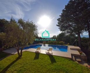 Swimming pool of House or chalet for sale in Galapagar  with Air Conditioner, Private garden and Swimming Pool