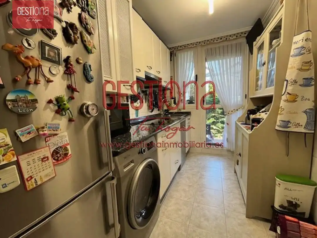 Cocina de Apartamento en venta en Noja con Calefacción, Jardín privado y Trastero