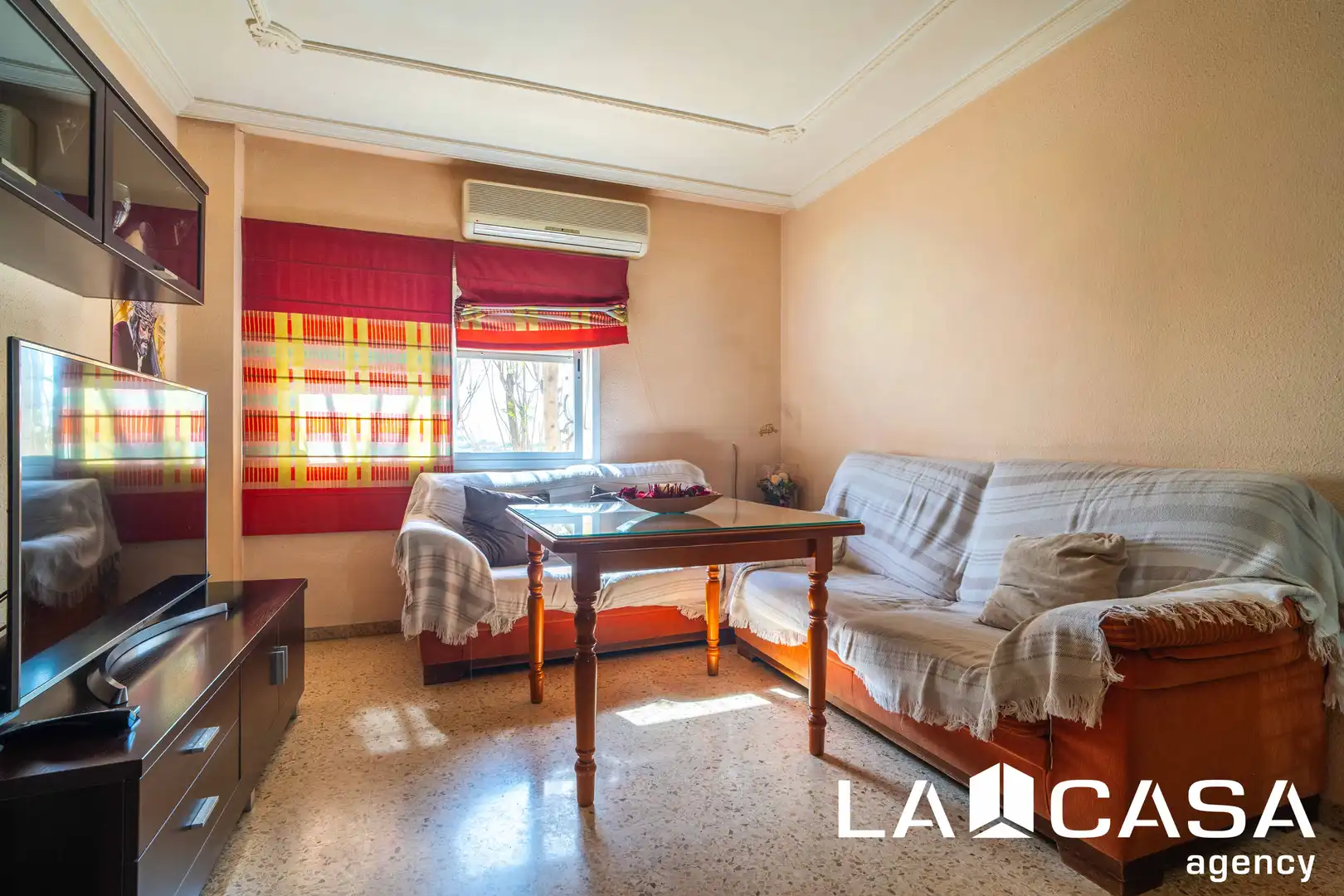 Sala de estar de Piso en venta en Dos Hermanas con Trastero