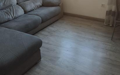 Living room of Flat for sale in  Albacete Capital  with Air Conditioner and Heating