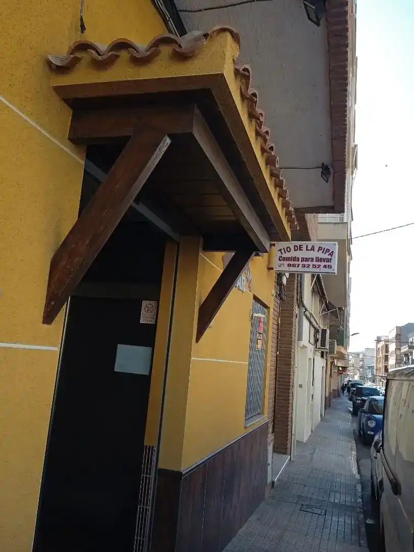 Exterior view of Commercial properties for rent in Tobarra  with Air Conditioner