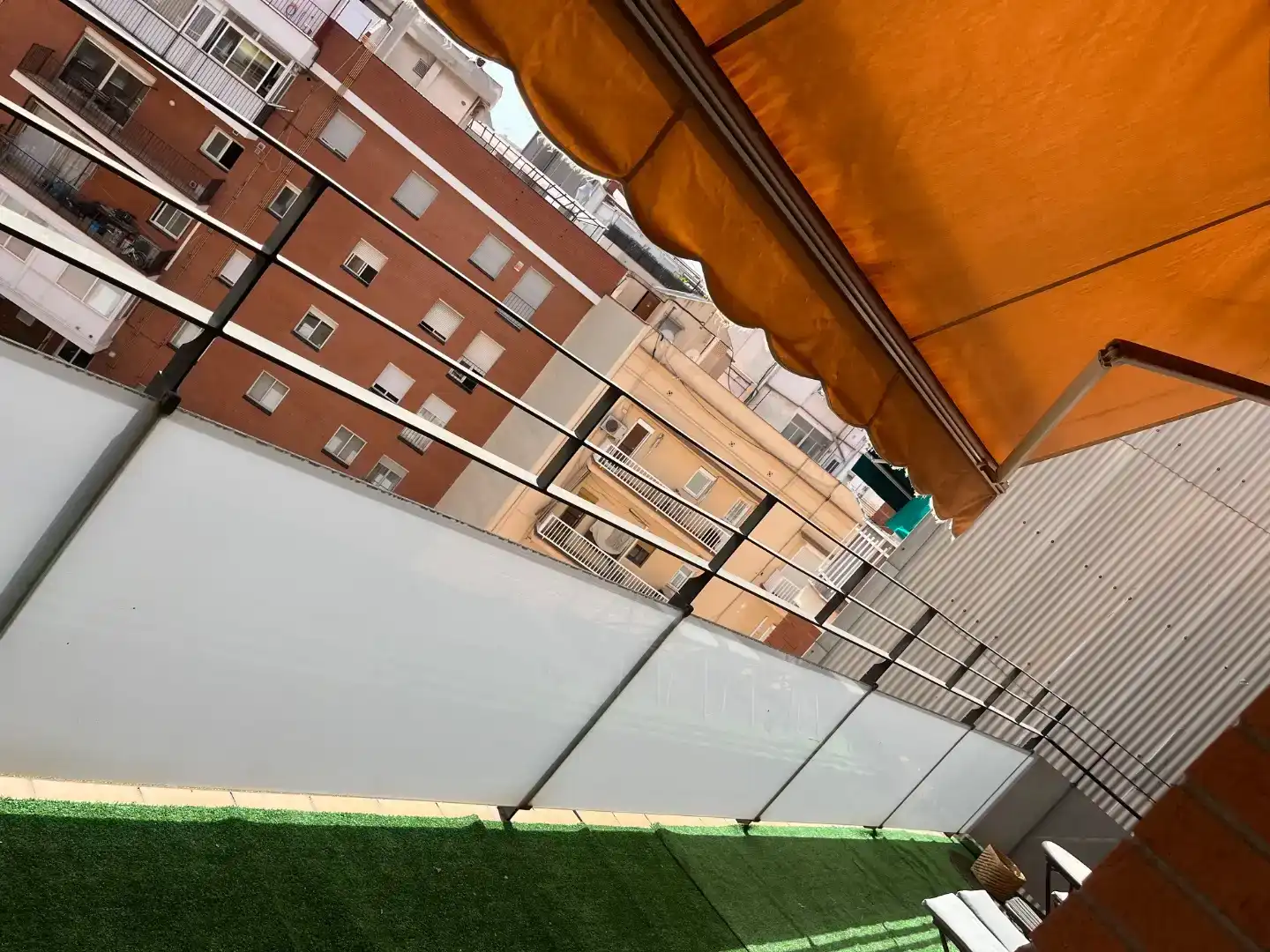 Terrassa de Pis en venda en  Barcelona Capital amb Aire condicionat i Balcó