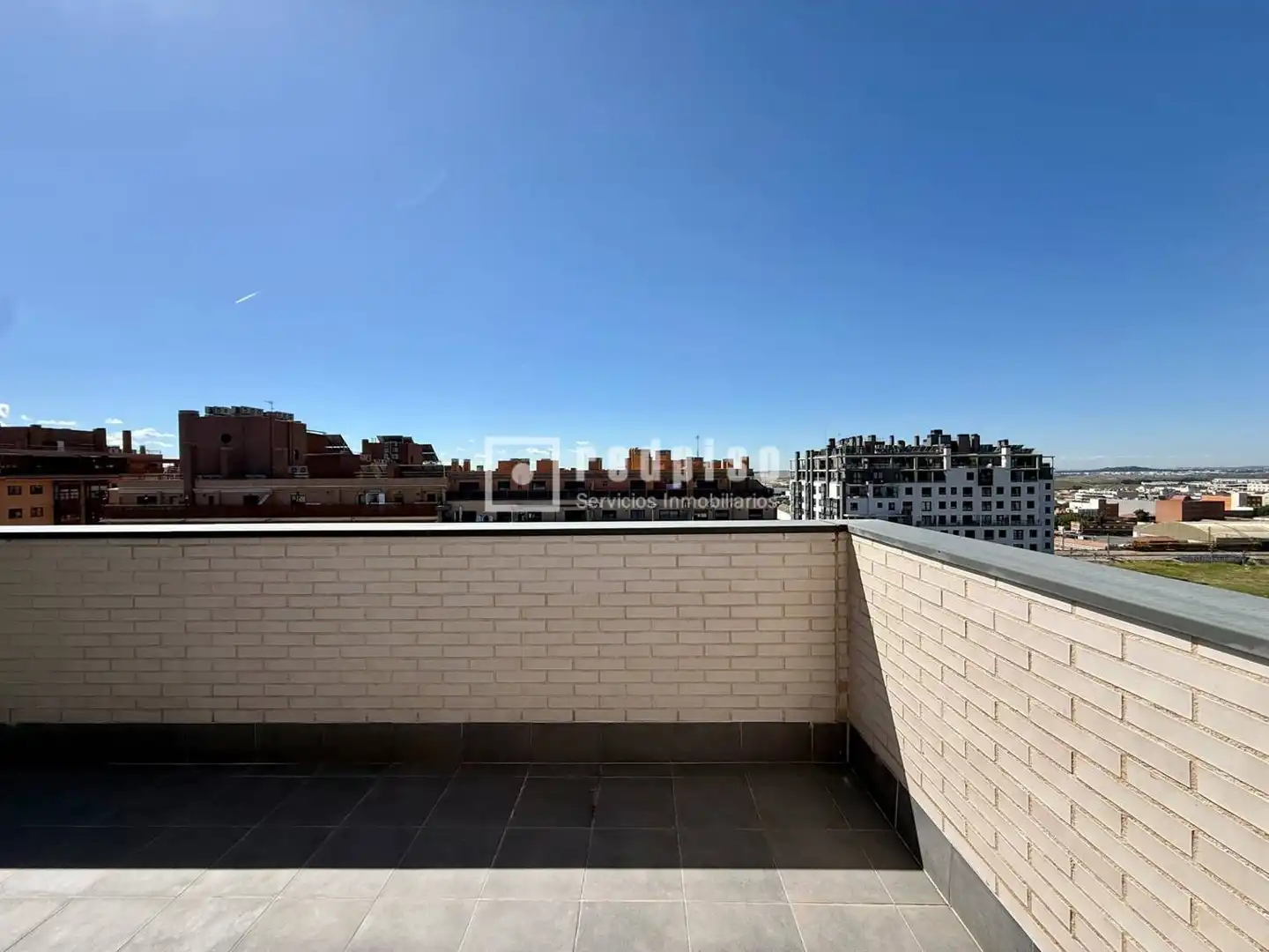 Terrasse von Dachboden zur Miete in Madrid mit Heizung, Terrasse und Abstellraum