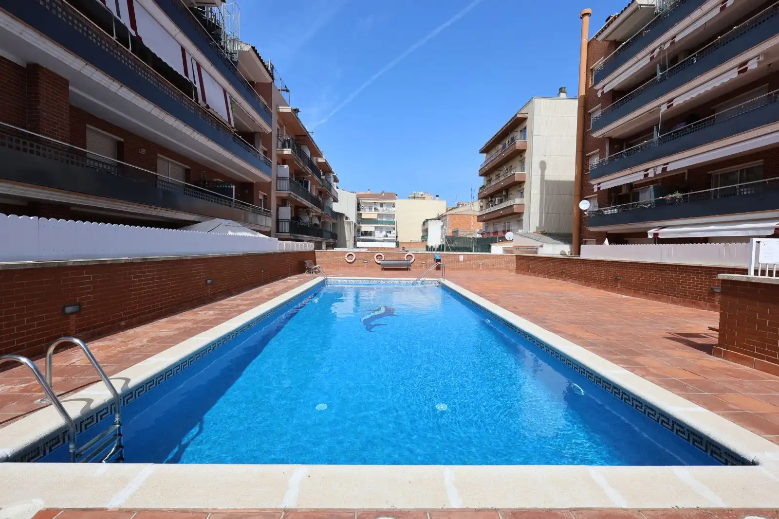 Piscina de Ático en venta en El Vendrell con Aire acondicionado, Calefacción y Terraza
