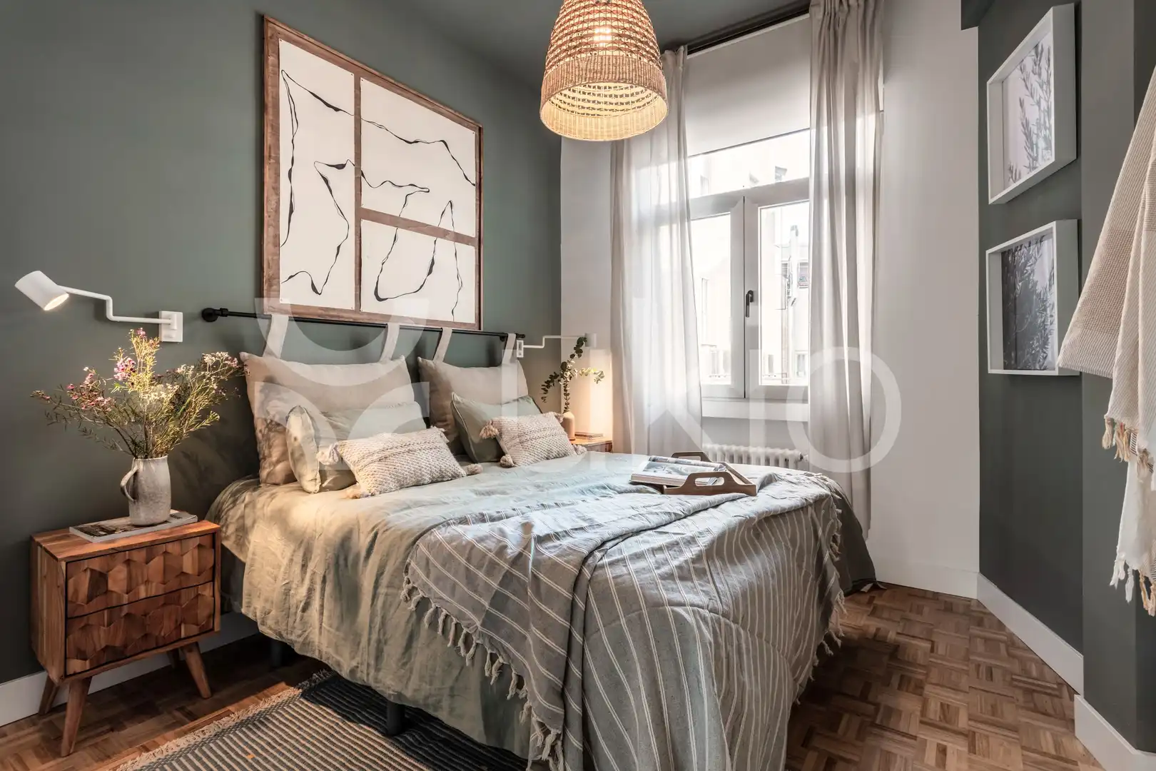 Bedroom of Flat for rent in Madrid  with Air Conditioner, Terrace and Furnished