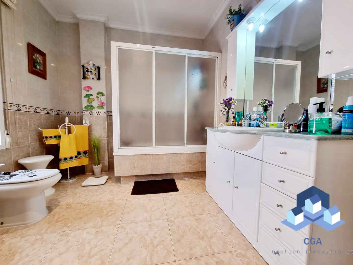 Bathroom of Duplexes for sale in Lorca  with Air Conditioner, Terrace and Storage room