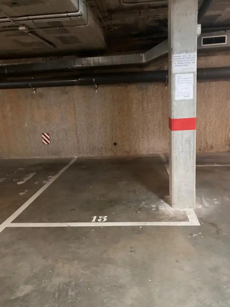 Aparcament de Garatge en venda en Barcelona