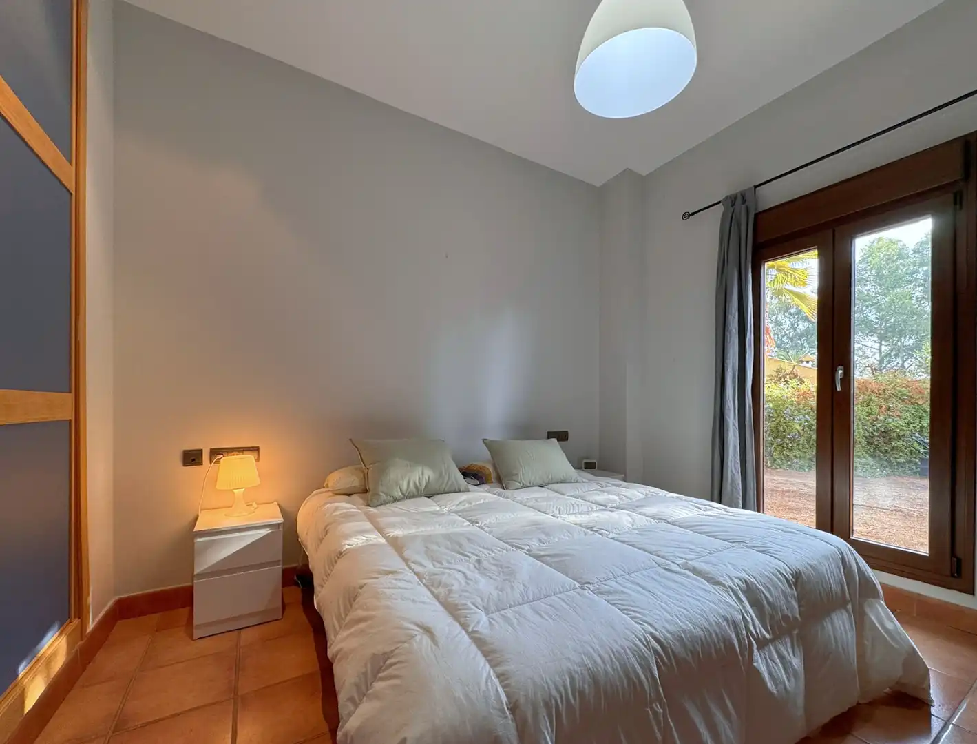 Habitación de Casa o chalet en venta en Carmona con Aire acondicionado, Calefacción y Jardín privado