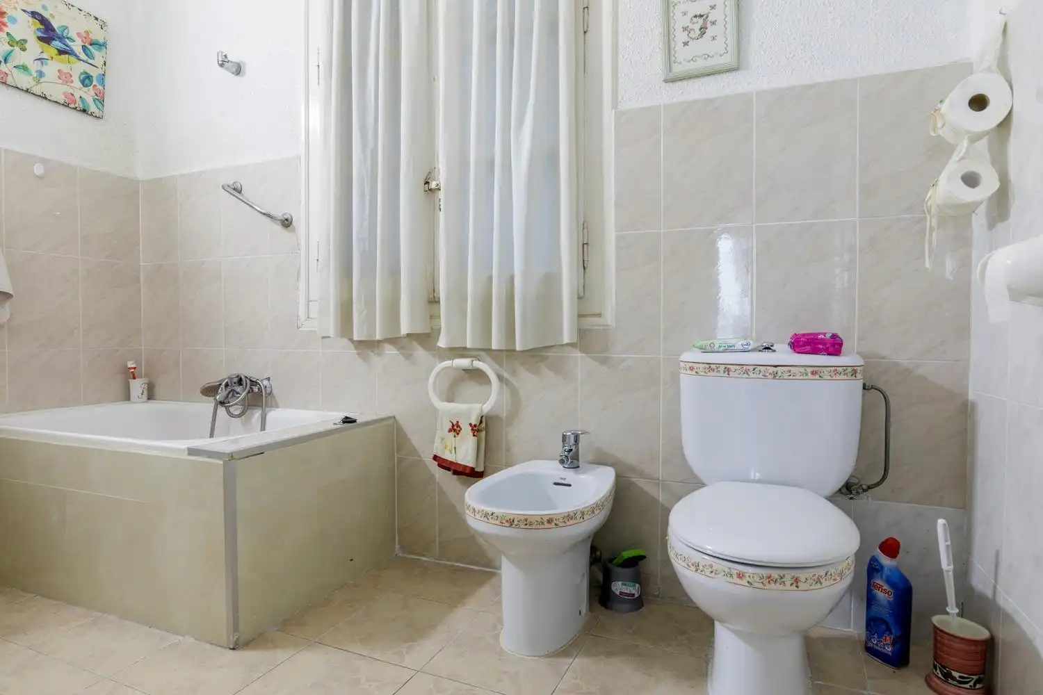 Baño de Piso en venta en Zaragoza con Calefacción y Balcón