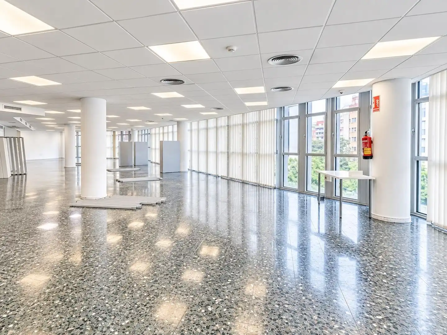 Office space with lift for sale in Carrer Carrer Sicília, imagen 7