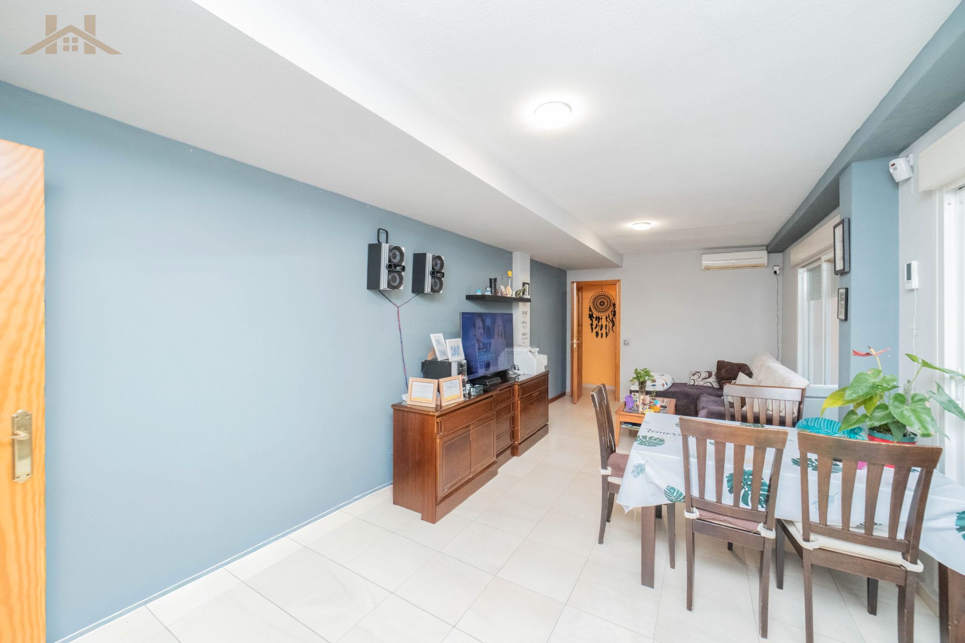 Flat for sale in Yeles  with Air Conditioner, Furnished and Oven