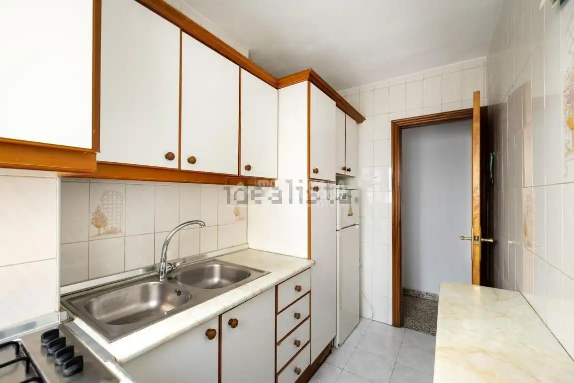 Cocina de Piso en venta en Granada con Aire acondicionado y Terraza