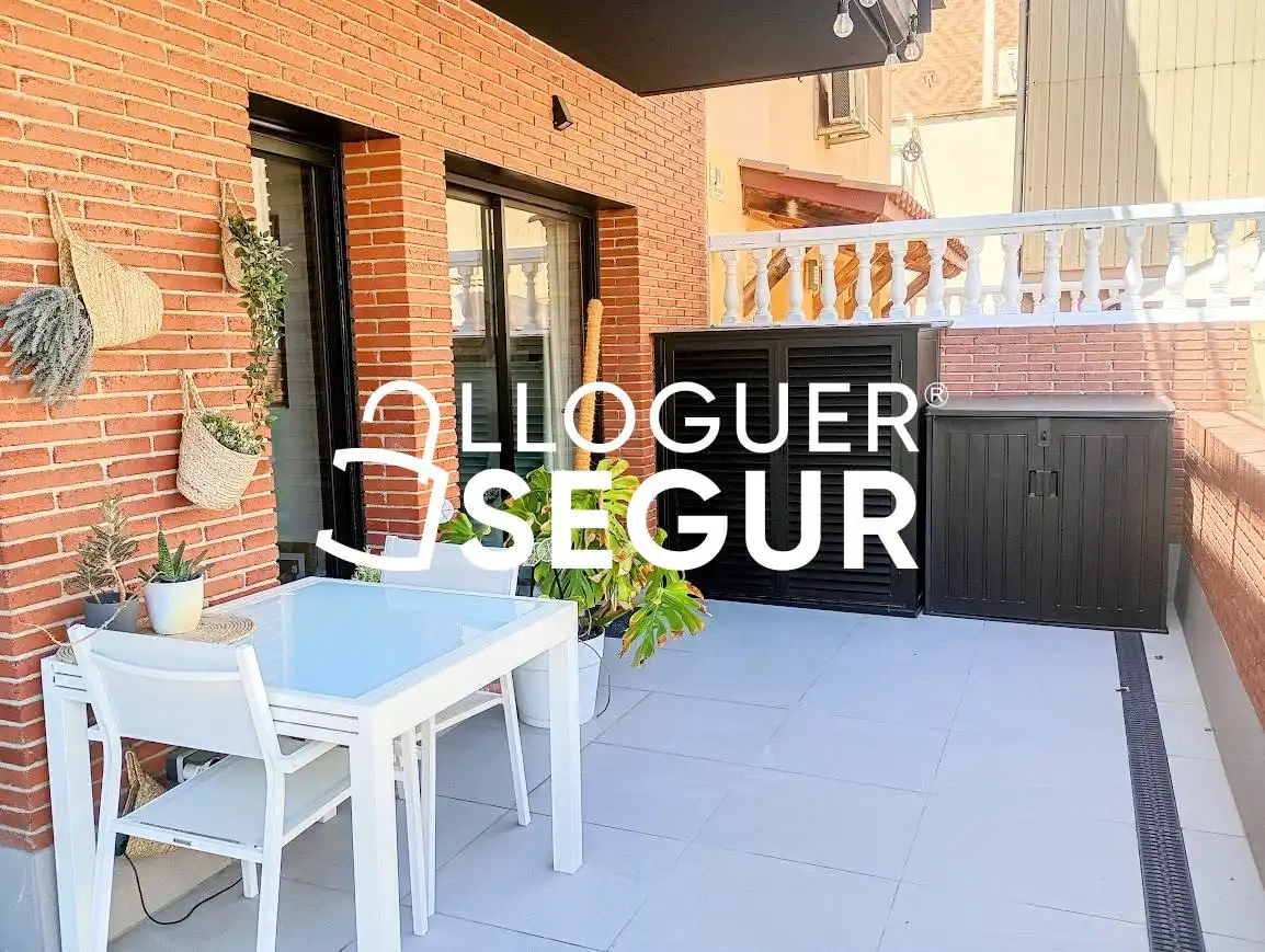 Terrasse von Wohnung zur Miete in Sant Boi de Llobregat mit Klimaanlage und Terrasse