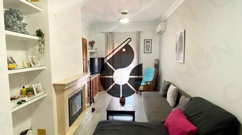 Foto 2 de Casa adosada en venta en Centro, Bormujos
