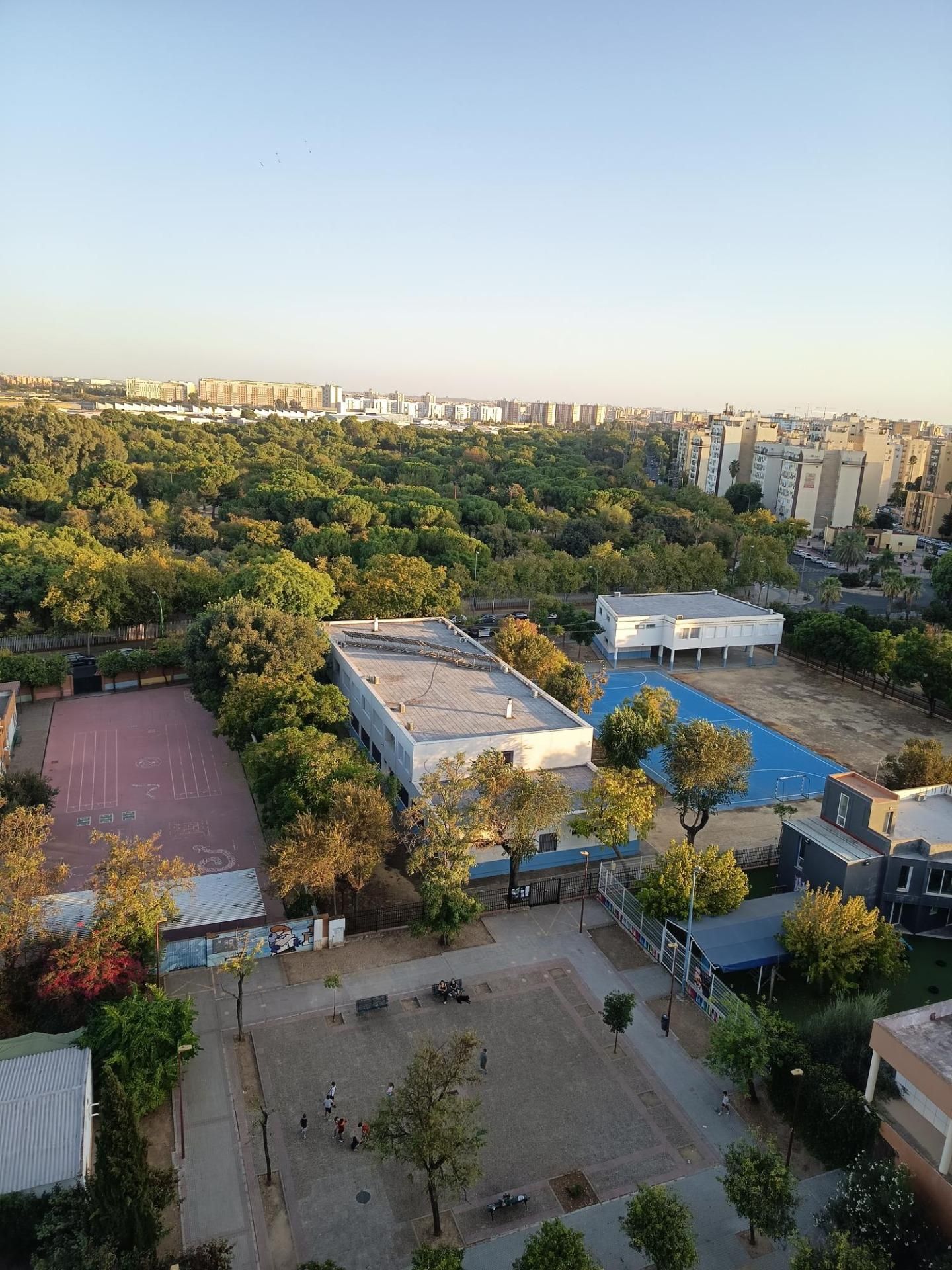 Exterior view of Flat for sale in  Sevilla Capital  with Air Conditioner and Terrace
