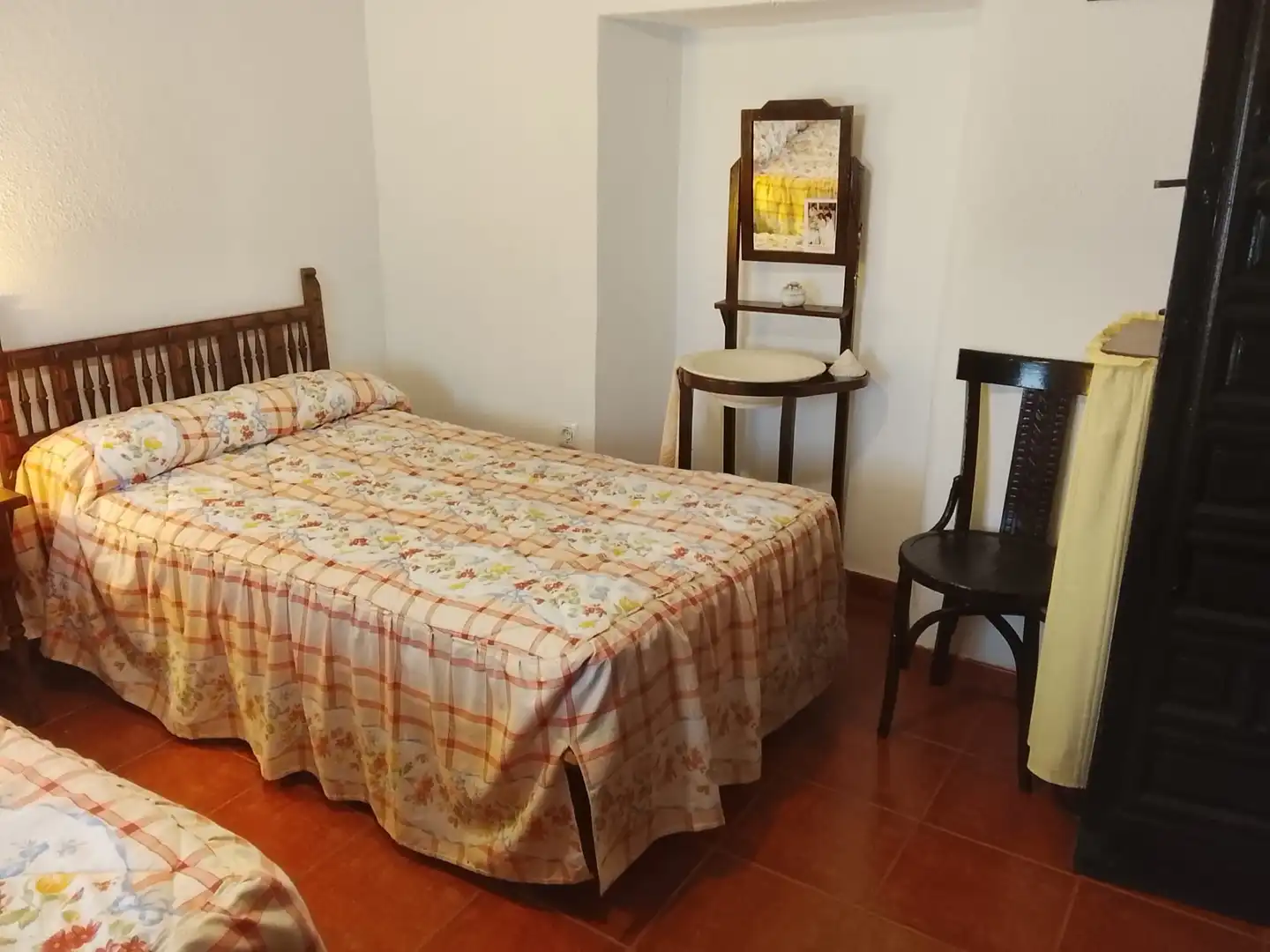 Bedroom of Houses for sale in Campillo de Altobuey  with Furnished