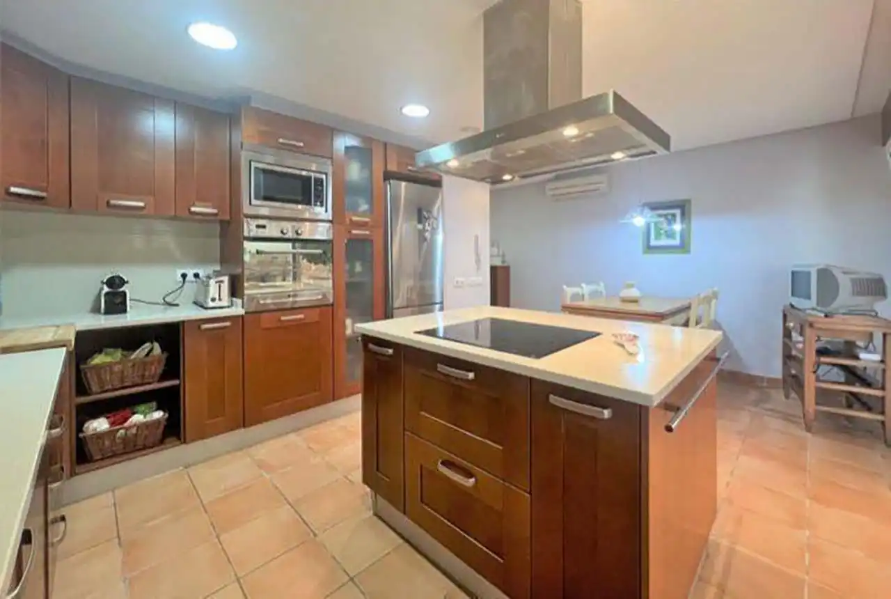 Cocina de Casa o chalet de alquiler en Benicasim / Benicàssim con Aire acondicionado, Calefacción y Jardín privado