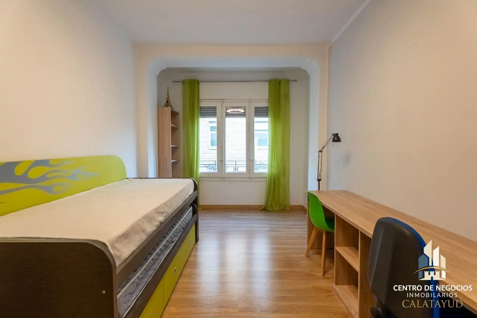 Habitación de Piso en venta en Calatayud con Calefacción, Parquet y Terraza