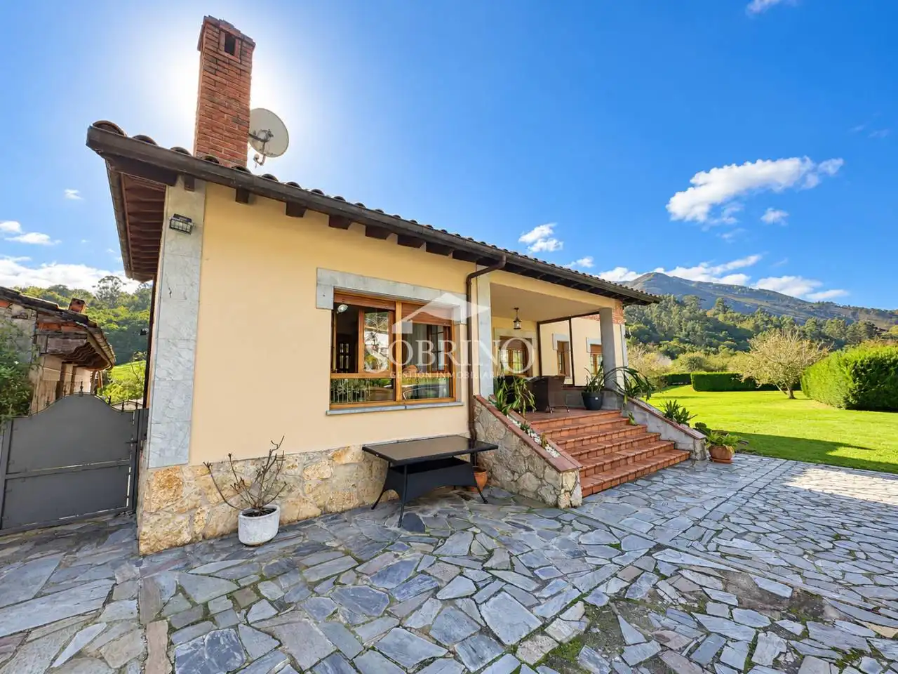 Vista exterior de Casa o chalet en venta en Vibaña - Ardisana - Caldueño